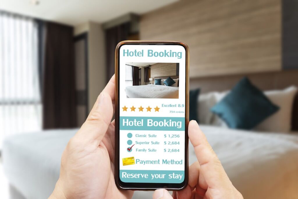 hotel booking app NYC cost
